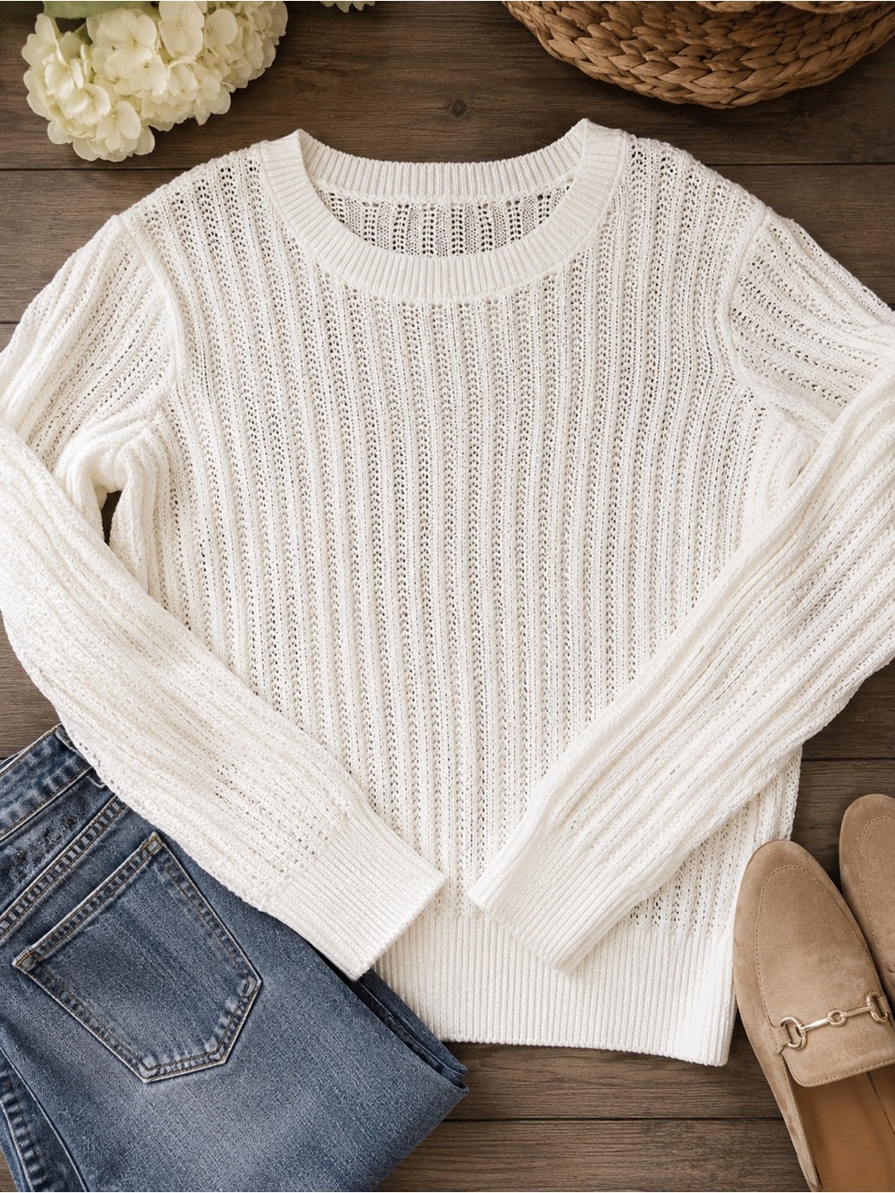 Les Serein Ivory Open Knit Crewneck Sweater Size M Soft Cotton Blend Lightweight